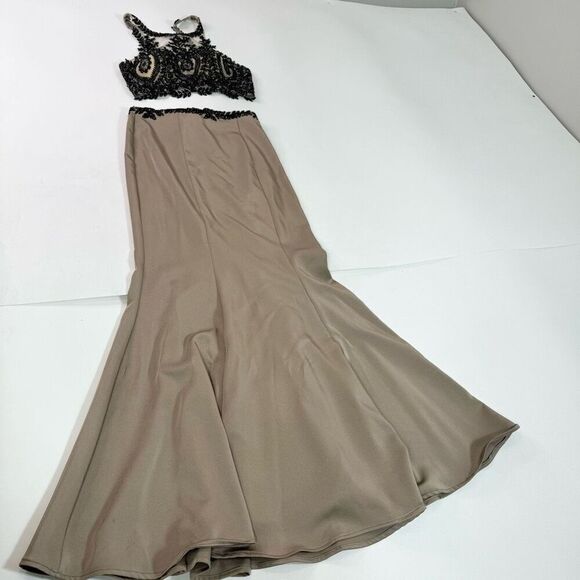 Dancing Queen Skirt & Top Womens Medium Tan Solid Maxi A-Line Crop Top Elegant - Picture 1 of 13